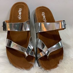 Refresh “Leo” Sandal in Silver Size 10